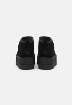 Ugg Classic Ultra Mini Platform - Enkellaarsjes Met Plateauzool - Black 15 Ugg Classic Ultra Mini Platform - Enkellaarsjes Met Plateauzool - Black -Ugg 04a80bc6bd0b40149573cdf226b993fe