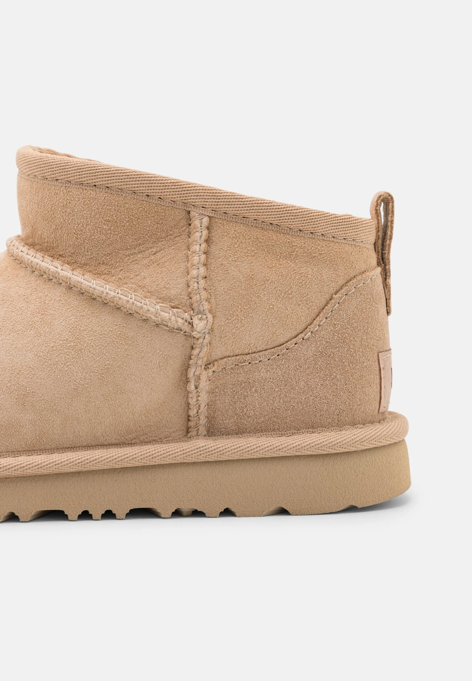 Ugg Classic Ultra Mini Unisex - Korte Laarzen - Driftwood 8 Ugg Classic Ultra Mini Unisex - Korte Laarzen - Driftwood - Afbeelding 6