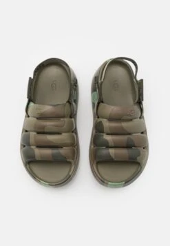 Ugg Sport Yeah Unisex - Badslippers - Moss Green 11 Ugg Sport Yeah Unisex - Badslippers - Moss Green -Ugg 1d384a4ba49a41d89f8fb75f0cd21fef