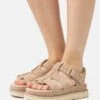 Ugg Goldenstar Strap - Sandalen Met Plateauzool - Driftwood 1 Ugg Goldenstar Strap - Sandalen Met Plateauzool - Driftwood -Ugg 28999a5a6b7647dca540bb955059f152