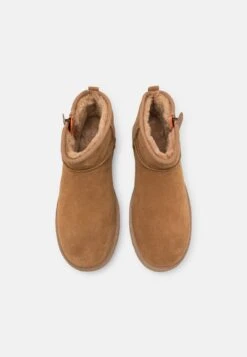 Ugg Classic Ultra Mini Zip - Korte Laarzen - Chestnut/Orange Soda 11 Ugg Classic Ultra Mini Zip - Korte Laarzen - Chestnut/Orange Soda -Ugg 39e57cf441d64aeeb27f4c43563b3b35