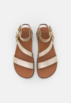 Ugg Solivan Strap - Sandalen - Pale Gold Metallic 13 Ugg Solivan Strap - Sandalen - Pale Gold Metallic -Ugg 4486c804661b4c2c94838c087a9a864b