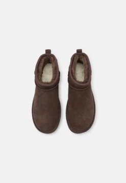 Ugg Classic Ultra Mini Platform - Enkellaarsjes Met Plateauzool - Burnt Cedar 13 Ugg Classic Ultra Mini Platform - Enkellaarsjes Met Plateauzool - Burnt Cedar -Ugg 4a8e267af8134227ab7b074d01d0cb8e