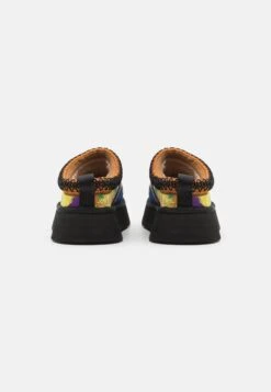 Ugg Tazz- Instappers - Pride 9 Ugg Tazz- Instappers - Pride -Ugg 54349894e6b24f7daa81cee6829eadd9