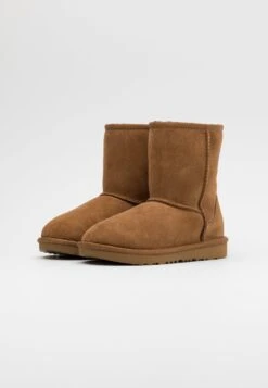 Ugg Classic Ii - Korte Laarzen - Chestnut 12 Ugg Classic Ii - Korte Laarzen - Chestnut -Ugg 563c5c6a34404338864bfc3b0cf5c442