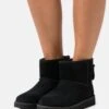 Ugg Classic Mini Logo Zip - Korte Laarzen - Black 2 Ugg Classic Mini Logo Zip - Korte Laarzen - Black -Ugg 731c41688440483e977871b52b2eb539