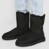 Ugg Bailey Button Ii - Korte Laarzen - Black 1 Ugg Bailey Button Ii - Korte Laarzen - Black -Ugg 79966fb1fd884b60ae7cf9ad20b5f4dd
