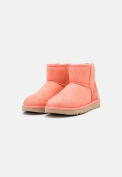 Ugg Classic Mini - Korte Laarzen - Starfish Pink 10 Ugg Classic Mini - Korte Laarzen - Starfish Pink -Ugg 7bdd416e00894d9e9eed37fd097eea21