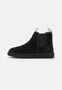 Ugg Neumel Chelsea - Korte Laarzen - Black