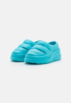 Ugg Sport Yeah- Instappers - Summer Sky 10 Ugg Sport Yeah- Instappers - Summer Sky -Ugg 80a1b5b60d6c45589bf1e329977e3fca