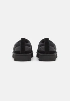 Ugg Tasman - Instappers - Black 11 Ugg Tasman - Instappers - Black -Ugg 87b945aee737422d91cbda04230971b8