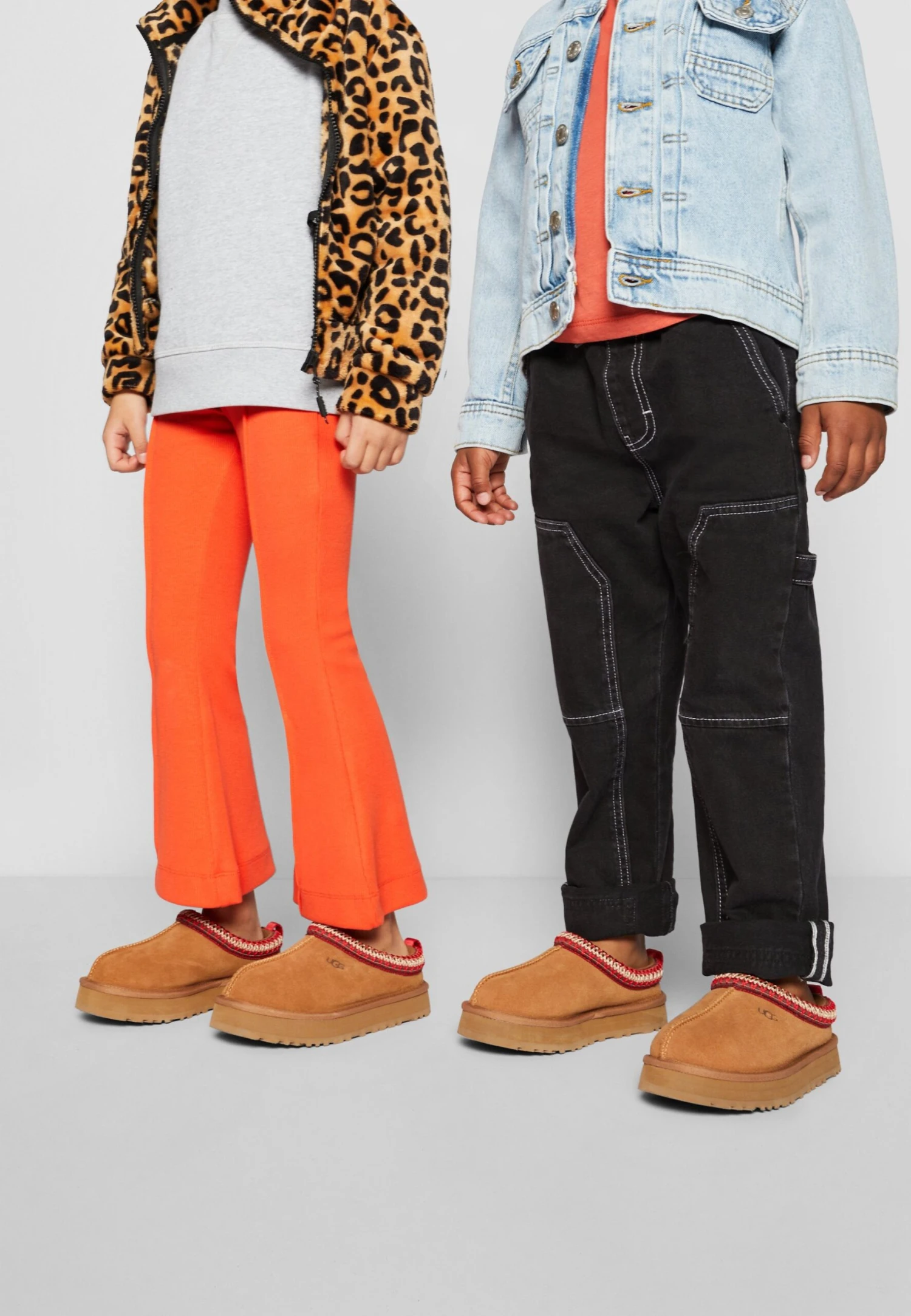 Ugg Tazz Unisex - Pantoffels - Chestnut 6 Ugg Tazz Unisex - Pantoffels - Chestnut - Afbeelding 4