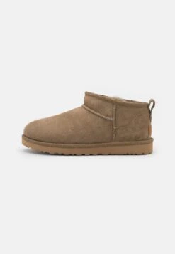 Bestsellers -Ugg 93ce3d032ef248cb9d02b77842e84a25