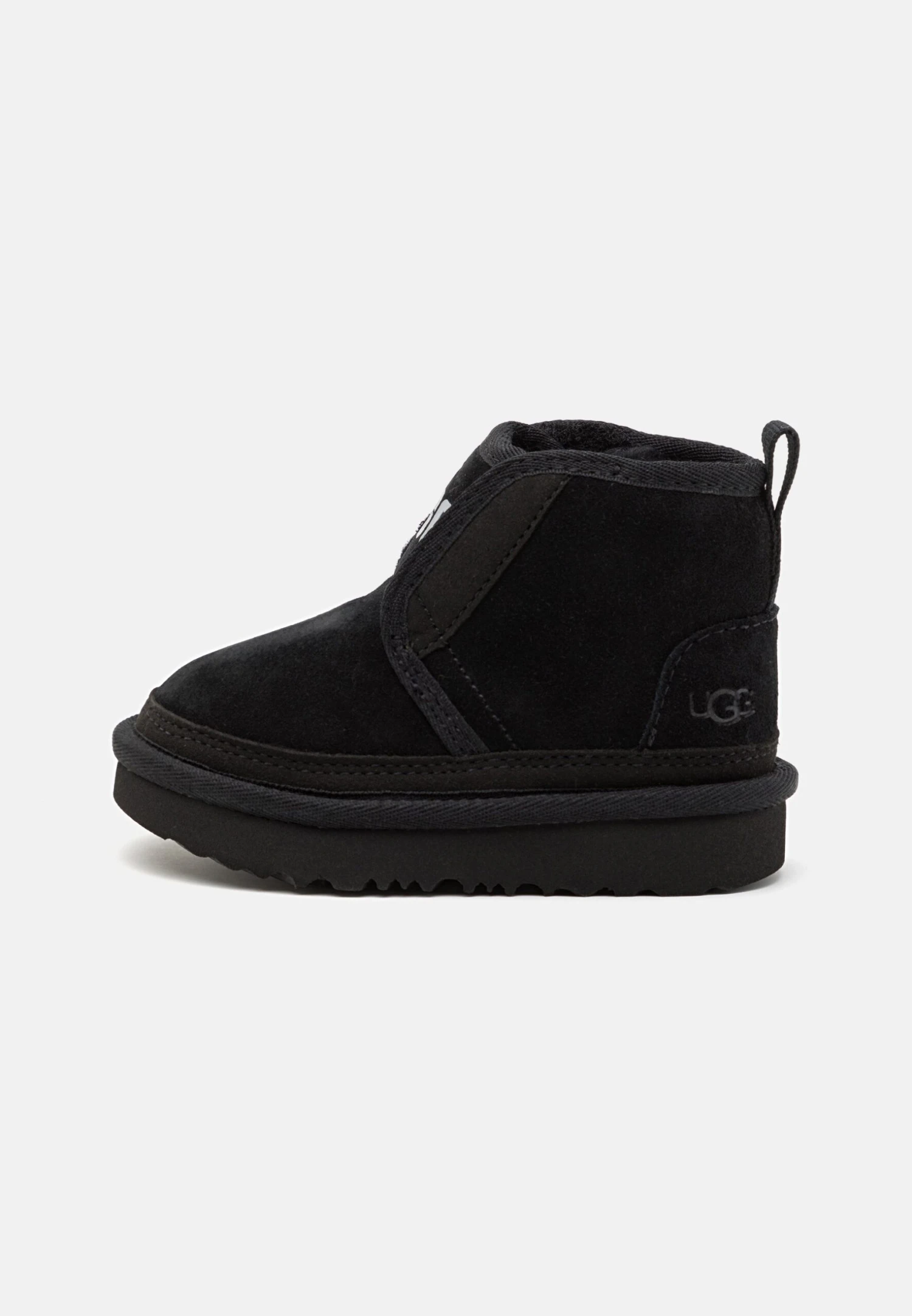 Ugg Accessible Neumel Ez-Fit Unisex - Korte Laarzen - Black 3 Ugg Accessible Neumel Ez-Fit Unisex - Korte Laarzen - Black