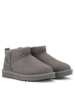 Ugg Classic Ultra - Korte Laarzen - Grey 10 Ugg Classic Ultra - Korte Laarzen - Grey -Ugg 986e223baa6e41db981a64b5739b2105