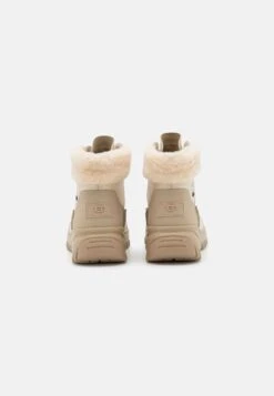 Ugg Yose Fluff - Snowboots- White Pine 11 Ugg Yose Fluff - Snowboots- White Pine -Ugg b7e93cfc415246ae908afa2648747372