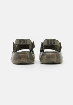 Ugg Sport Yeah Unisex - Badslippers - Moss Green 10 Ugg Sport Yeah Unisex - Badslippers - Moss Green -Ugg ba4b83834d454e389cfb95716e421e11
