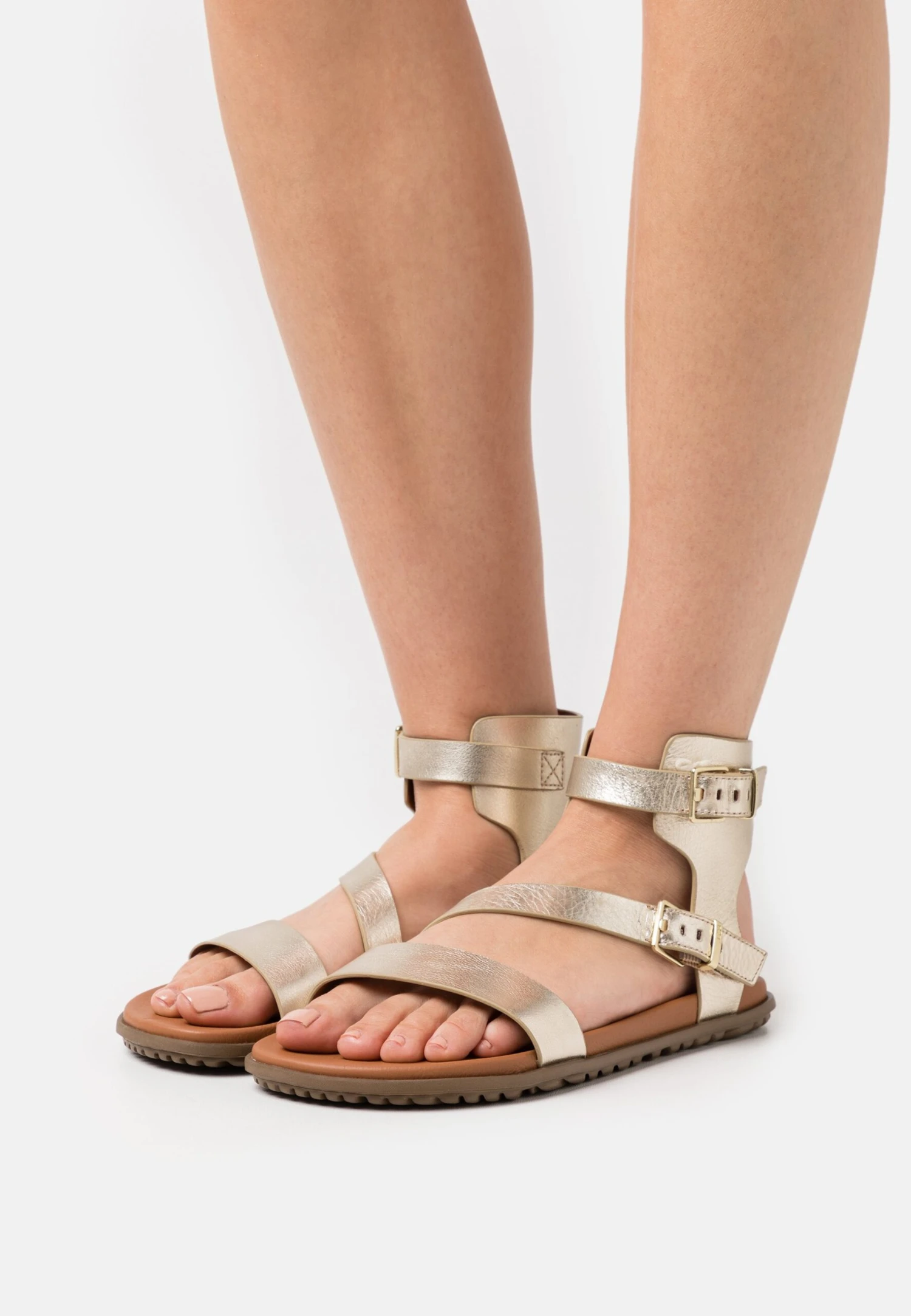 Ugg Solivan Strap - Sandalen - Pale Gold Metallic 3 Ugg Solivan Strap - Sandalen - Pale Gold Metallic