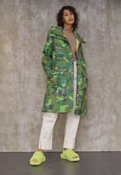 Ugg Fluff Yeah Slide - Sandalen Met Plateauzool - Key Lime 13 Ugg Fluff Yeah Slide - Sandalen Met Plateauzool - Key Lime -Ugg cd57f014fca54a88ace5a28beb6d4174