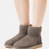 Ugg Classic Mini - Korte Laarzen - Slate -Ugg d84293d2034144f49241e04cc16dda5c