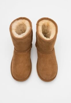 Ugg Classic Ii - Korte Laarzen - Chestnut 14 Ugg Classic Ii - Korte Laarzen - Chestnut -Ugg edf1a937fb3e429ea1e0bcb8ab52af54