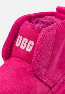 Ugg Accessible Neumel Ez-Fit Unisex - Korte Laarzen - Berry 13 Ugg Accessible Neumel Ez-Fit Unisex - Korte Laarzen - Berry -Ugg f8ea7f253391406cb76a00748c1e6ad4