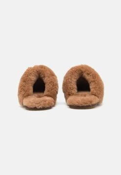 Ugg Scuffette - Pantoffels - Burnt Cedar 11 Ugg Scuffette - Pantoffels - Burnt Cedar -Ugg ff18a46297da4825814cd156b814d960